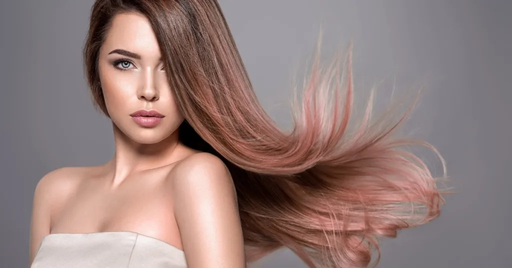 Receita caseira sem formol promete alisar o cabelo e eliminar pontas duplas em 30 minutos